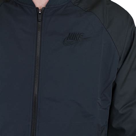 nike jacke in schwarz|Nike Factory Stores.